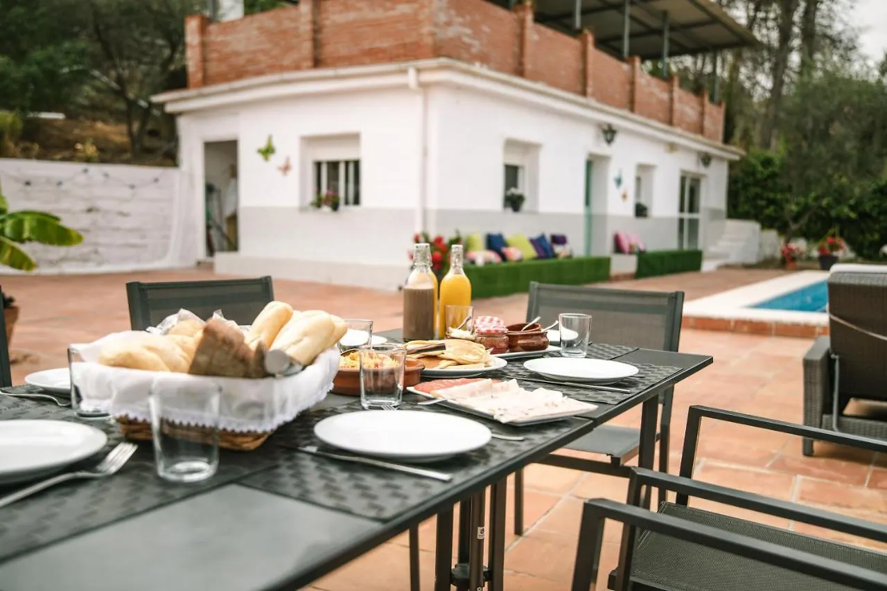 فندق مبيت وإفطار ألاورين ذي ر تورّي B&B Casa Rubi